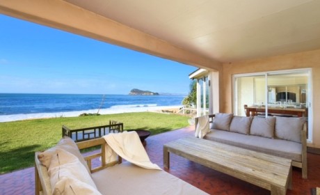 Pearl Beach Hacienda – Absolute Beachfront